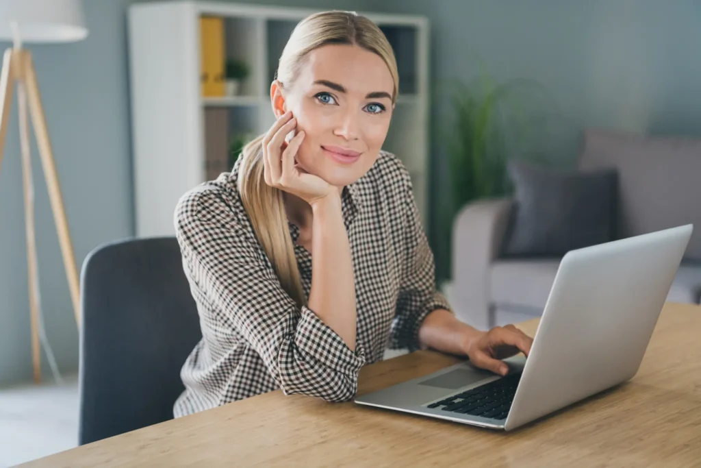 porady prawne online, prawnik online, adwokat online